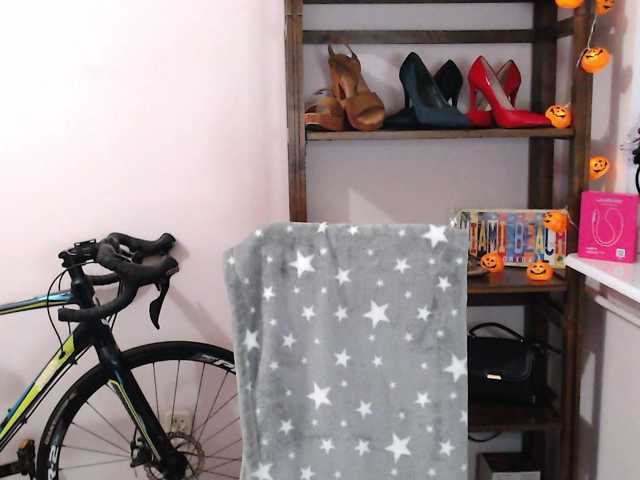 MegiKiss live cam on BongaCams
