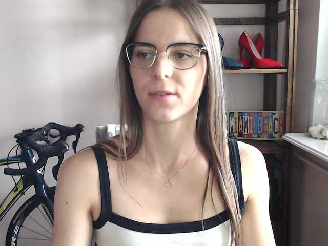 MegiKiss live cam on BongaCams