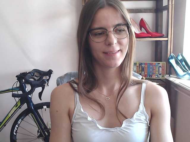 MegiKiss live cam on BongaCams