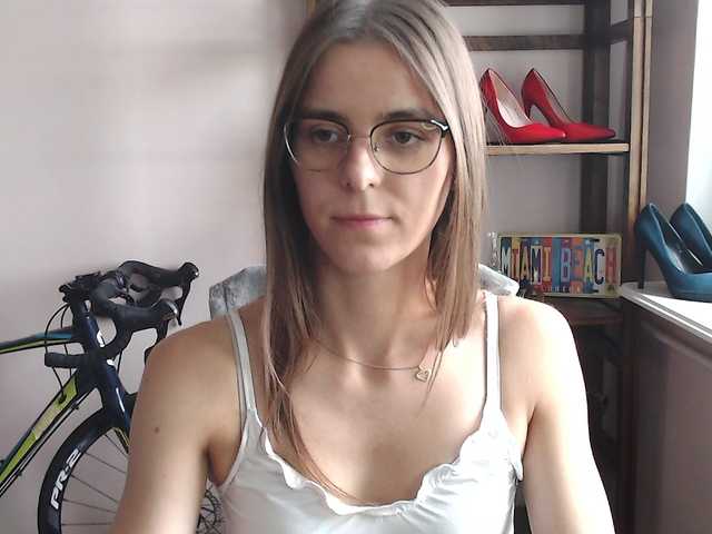 MegiKiss live cam on BongaCams