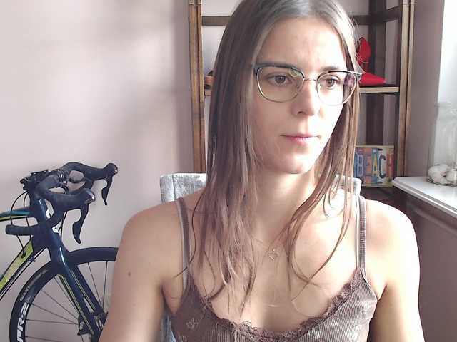 MegiKiss live cam on BongaCams