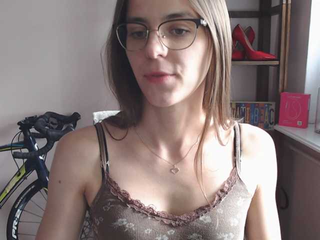 MegiKiss live cam on BongaCams