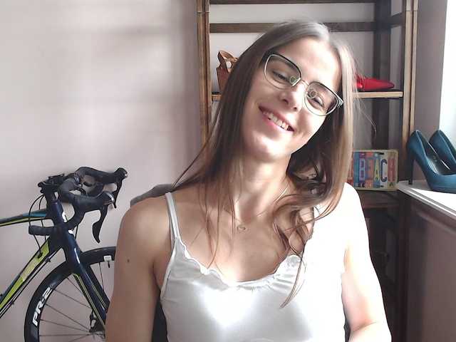 MegiKiss live cam on BongaCams