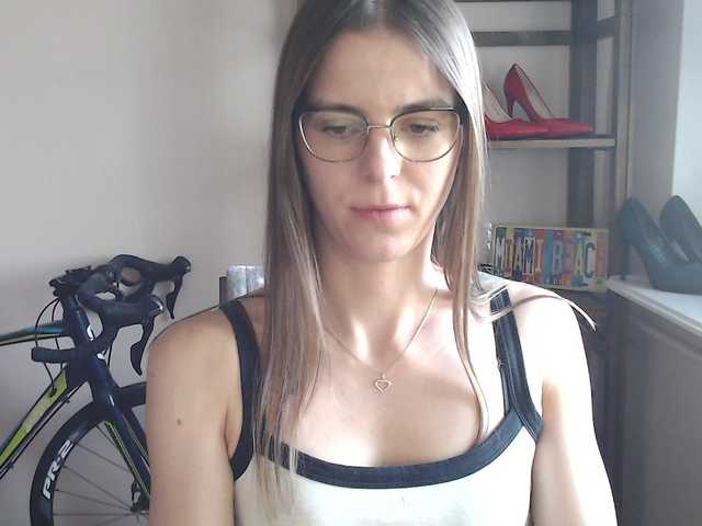 MegiKiss live cam on BongaCams