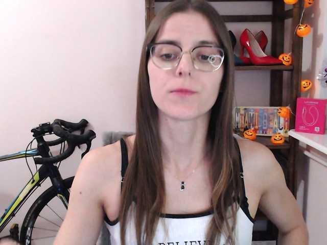 MegiKiss live cam on BongaCams
