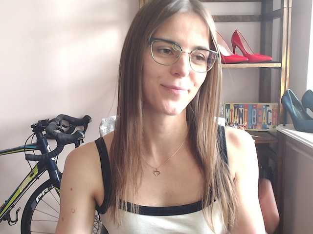 MegiKiss live cam on BongaCams