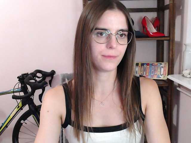 MegiKiss live cam on BongaCams