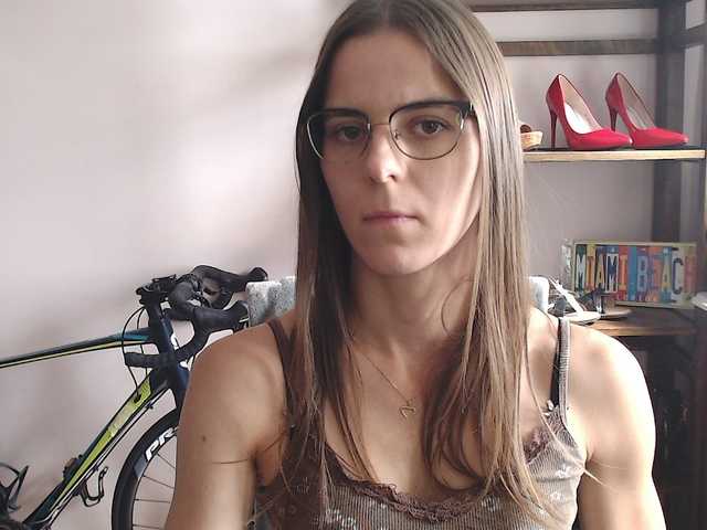 MegiKiss live cam on BongaCams