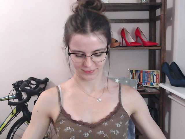 MegiKiss live cam on BongaCams