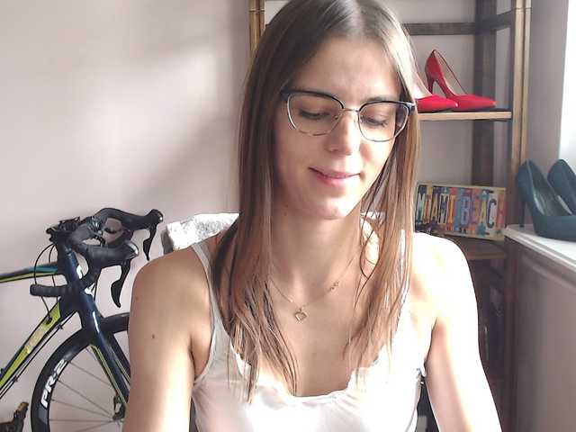 MegiKiss live cam on BongaCams