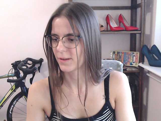 MegiKiss live cam on BongaCams