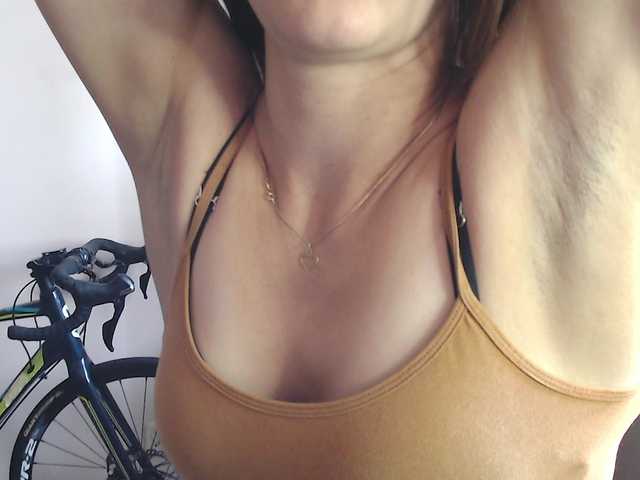 MegiKiss live cam on BongaCams