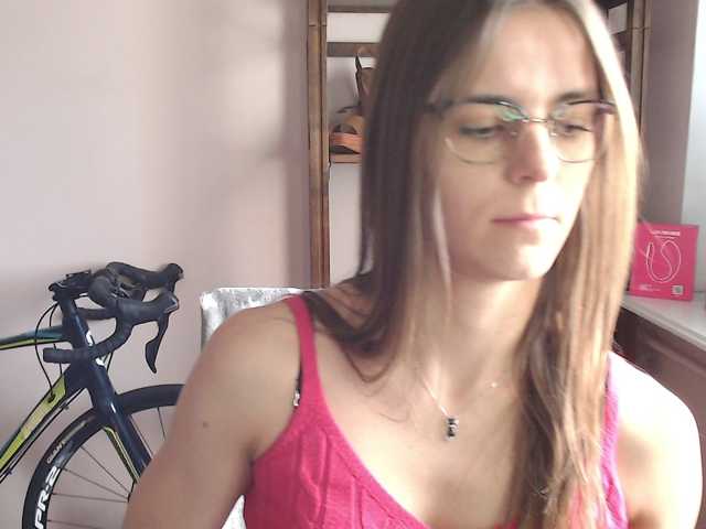 MegiKiss live cam on BongaCams