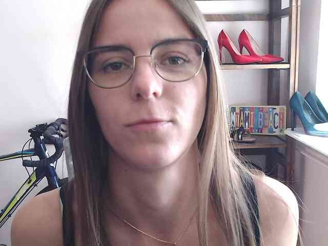 MegiKiss webcam