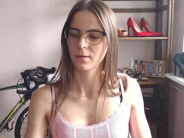 MegiKiss webcam