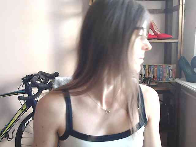 Model: MegiKiss