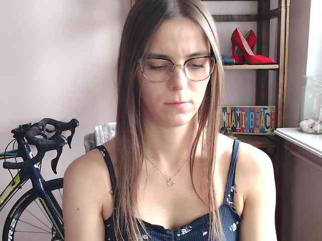 Model: MegiKiss