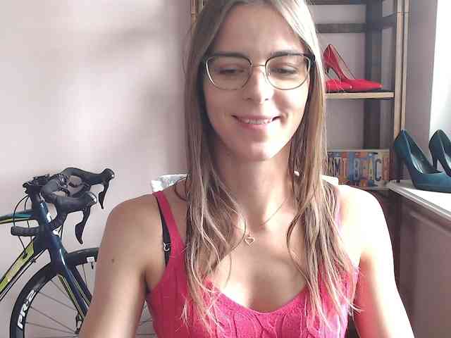 MegiKiss webcam