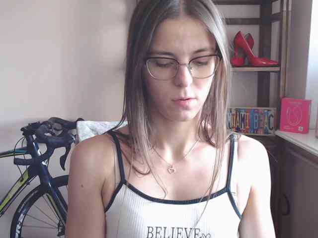 MegiKiss webcam