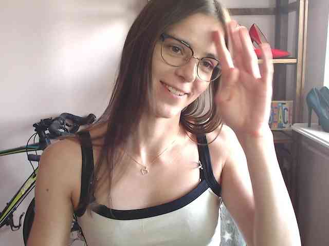 Model: MegiKiss