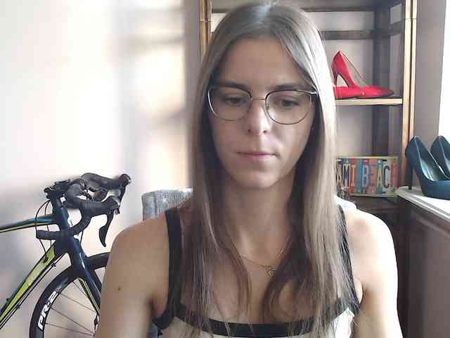 MegiKiss webcam