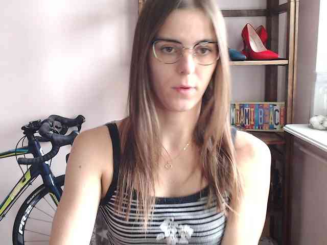 MegiKiss webcam