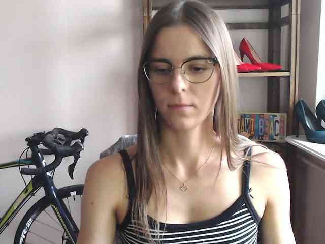 MegiKiss webcam