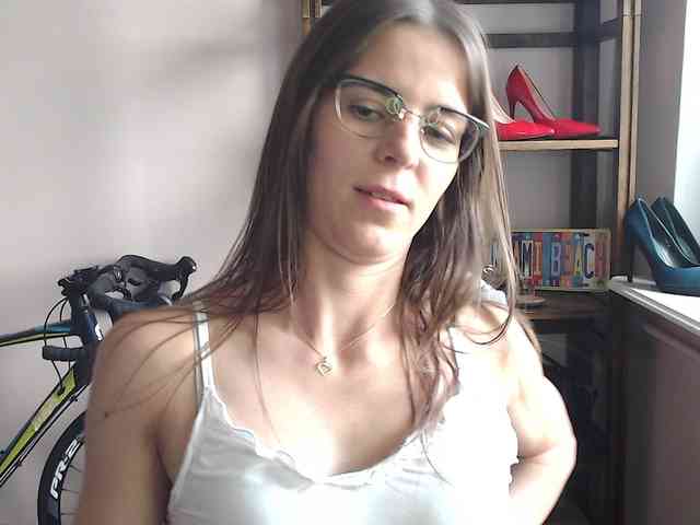 MegiKiss webcam