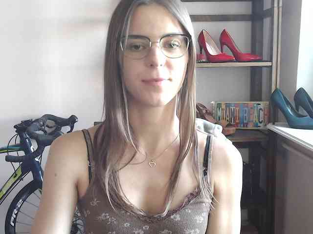 MegiKiss webcam