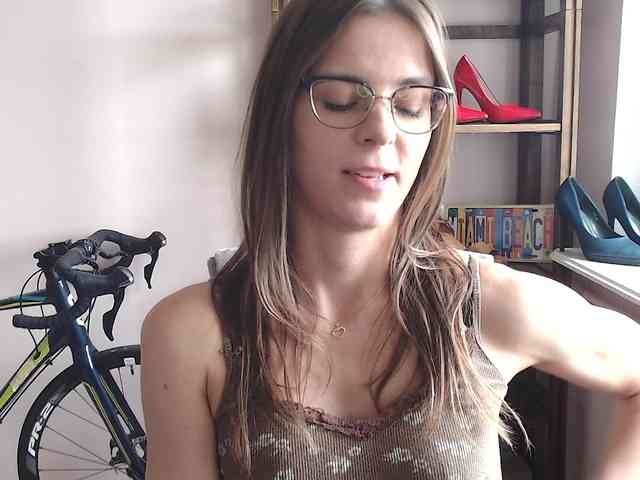 MegiKiss webcam