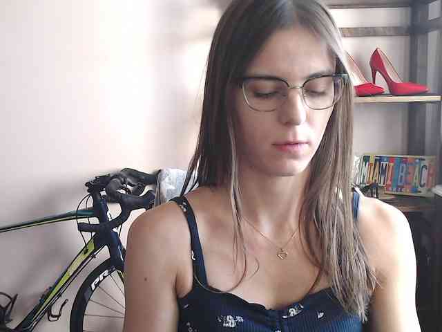 MegiKiss webcam