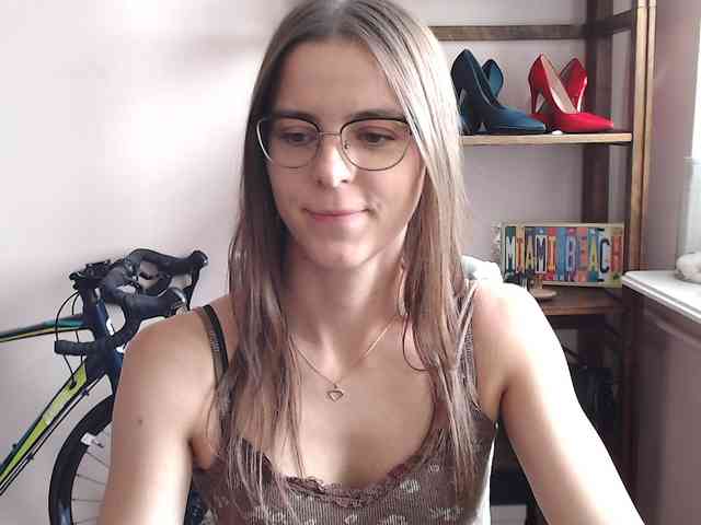 MegiKiss webcam