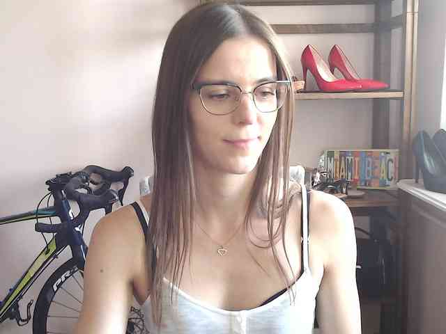 Model: MegiKiss