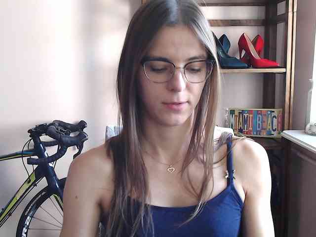 MegiKiss webcam
