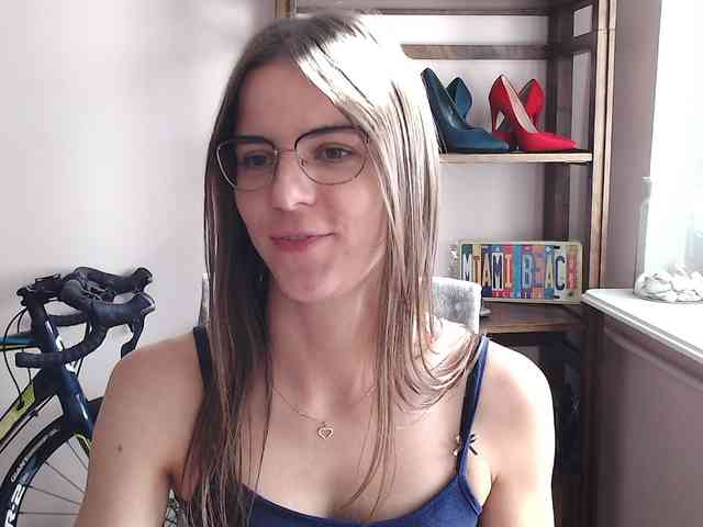 MegiKiss webcam