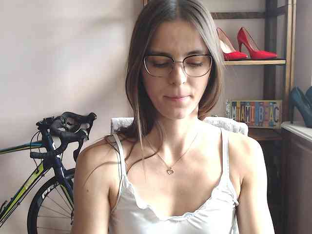 MegiKiss webcam