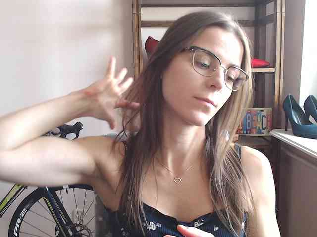 MegiKiss webcam