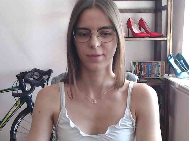 MegiKiss webcam