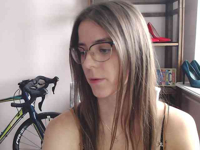 MegiKiss webcam