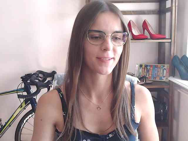 MegiKiss webcam