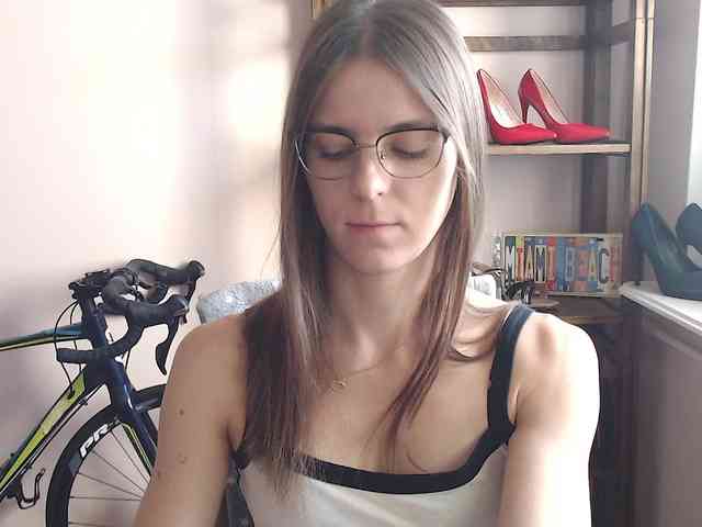 MegiKiss webcam