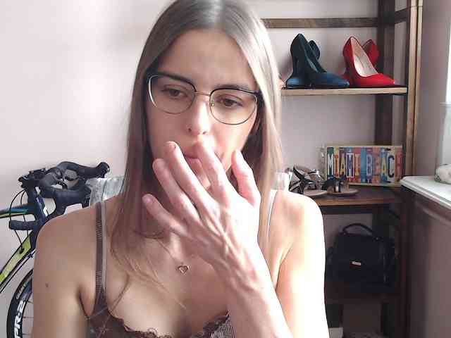 MegiKiss webcam