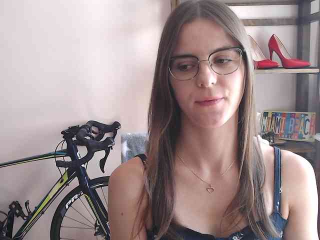 MegiKiss webcam