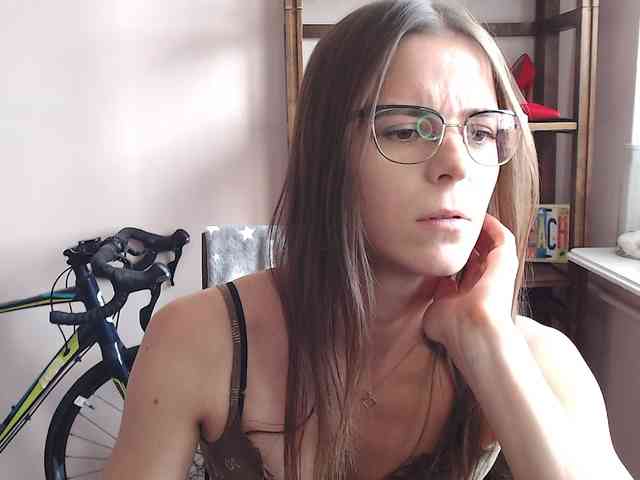 MegiKiss webcam