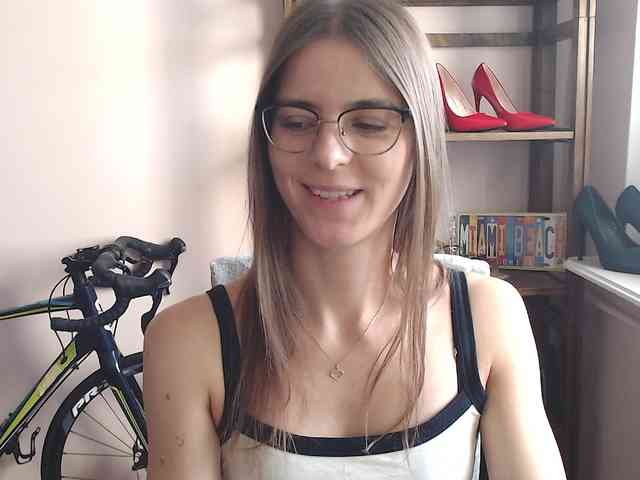 MegiKiss webcam