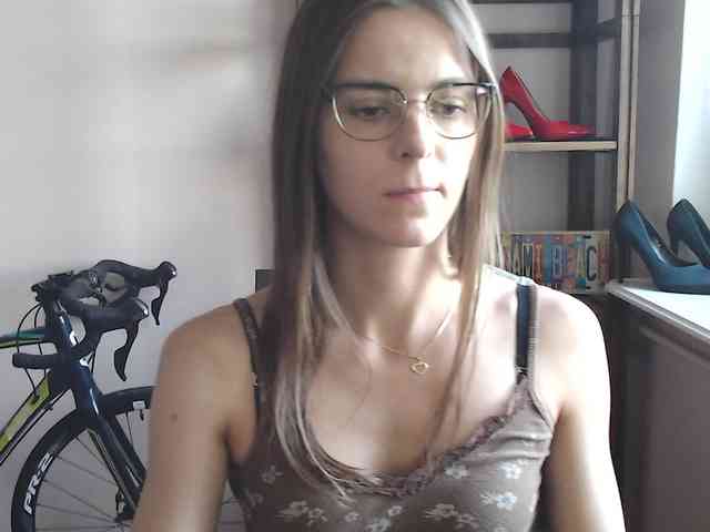 MegiKiss webcam