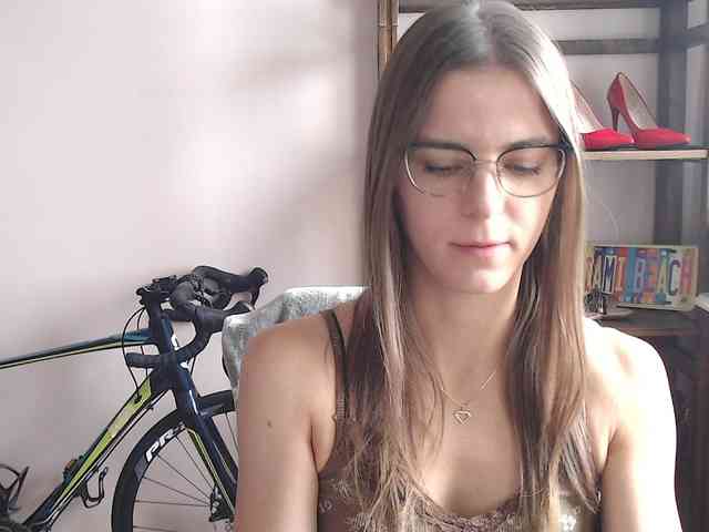 MegiKiss webcam