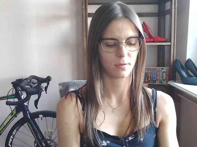 MegiKiss webcam