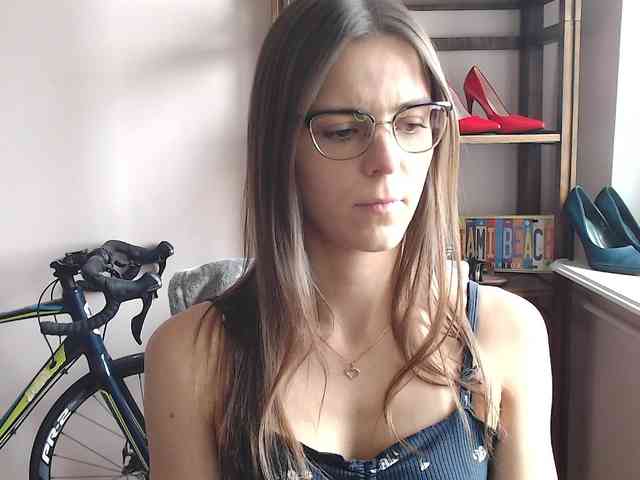 MegiKiss webcam