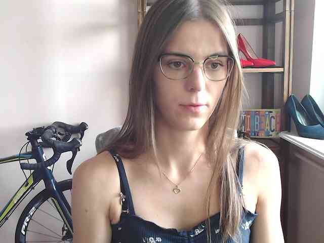 MegiKiss MegiKiss